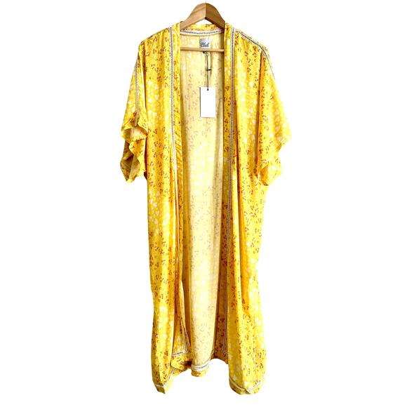 Revolve Ultra Soft Plush Kimono Yellow-Size M/L-NWT-Floral Design - Picture 4 of 11